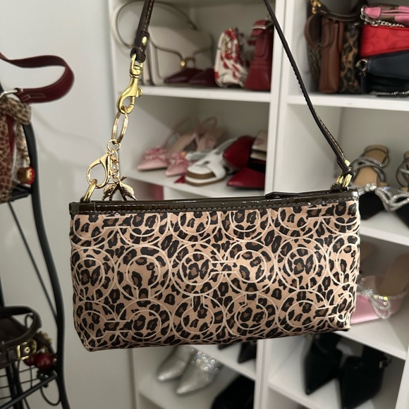 SOLD - Picture 2 of 8